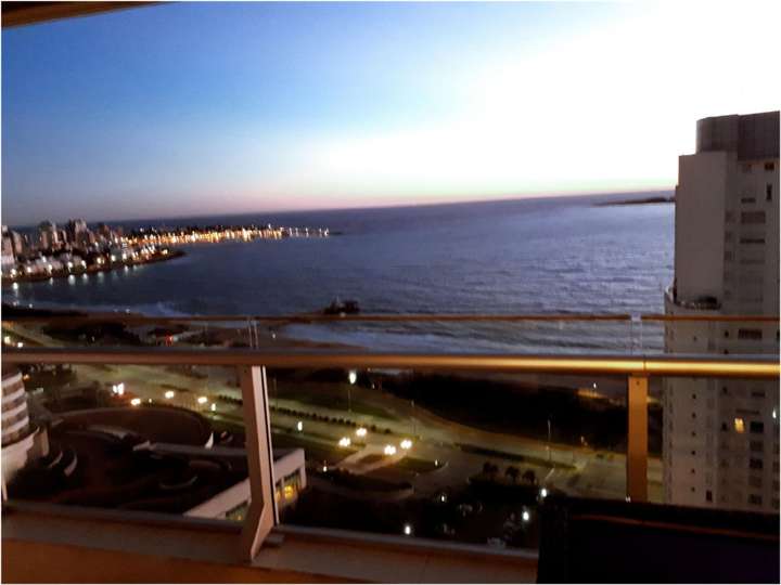Apartamento en venta en Punta Del Este