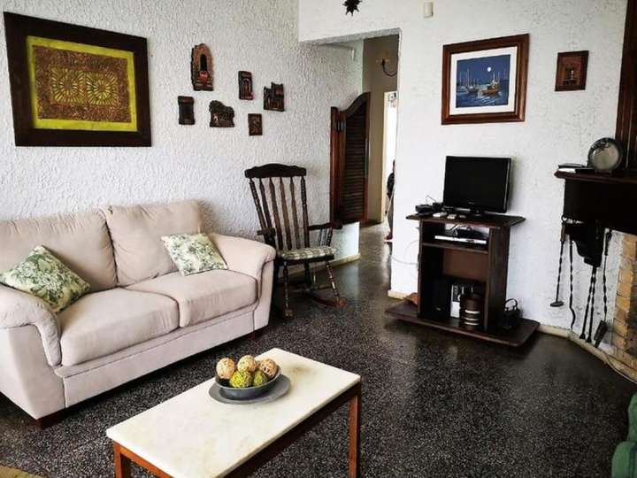 Casa en venta en Pinares, Maldonado