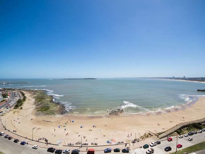 Apartamento en venta en Rambla Doctor Claudio Williman, Punta Del Este