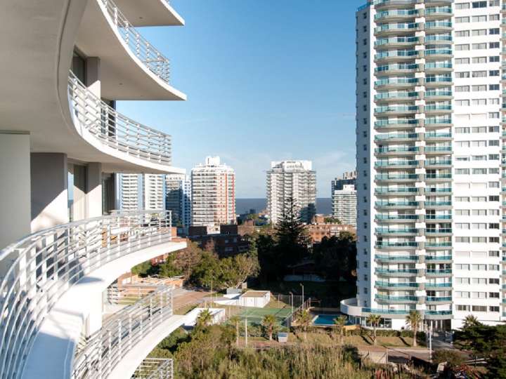 Apartamento en venta en Pernambuco, Punta Del Este