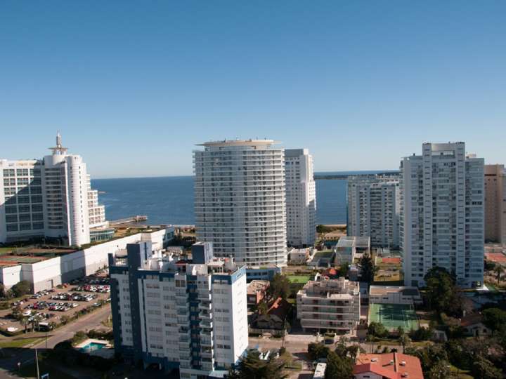 Apartamento en venta en Pernambuco, Punta Del Este