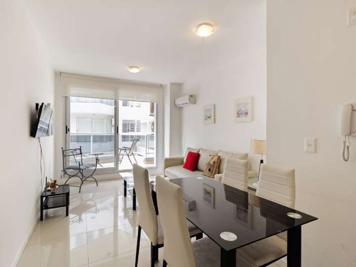 Apartamento en venta en La Salina (Calle 9), Punta Del Este
