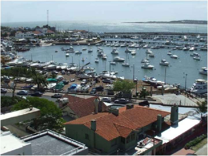 Apartamento en venta en La Galerna (Calle 21), Punta Del Este