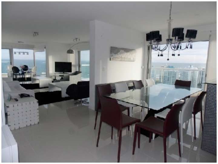 Apartamento en venta en Punta Del Este