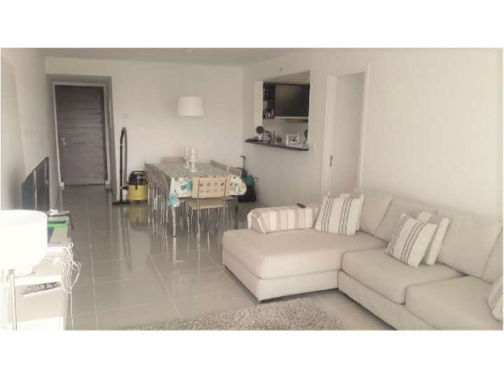 Apartamento en venta en Avenida Chiverta, Punta Del Este