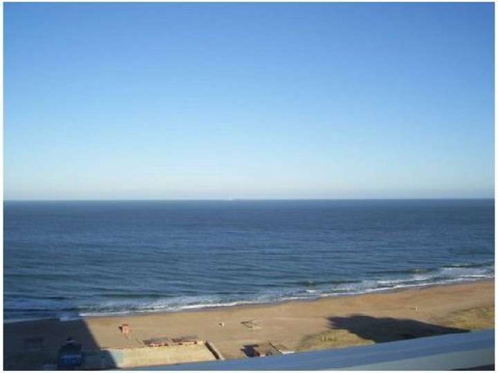 Apartamento en venta en Rambla Lorenzo Batlle Pacheco, Punta Del Este