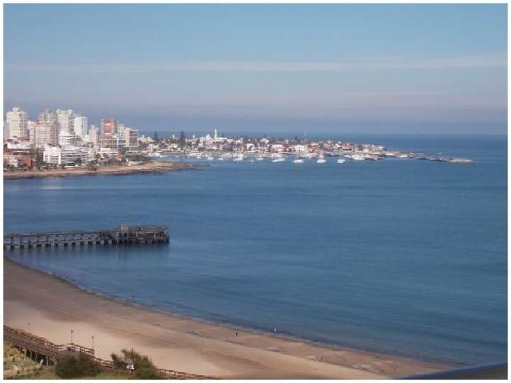 Apartamento en venta en Rambla Doctor Claudio Williman, Punta Del Este