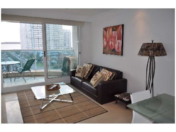 Apartamento en venta en Avenida Francia, Punta Del Este