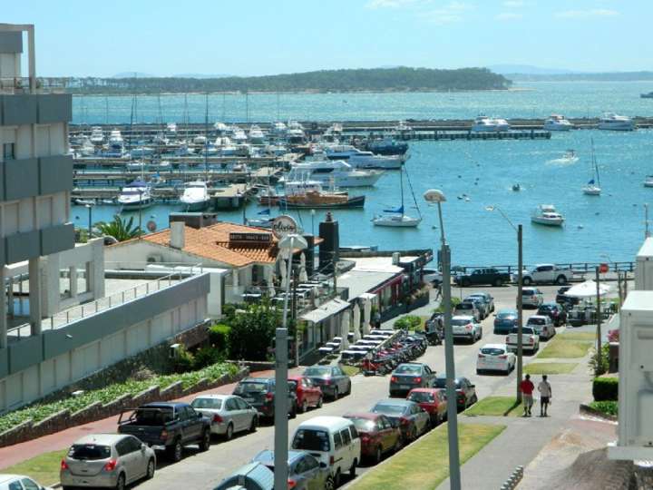 Apartamento en venta en La Galerna (Calle 21), Punta Del Este