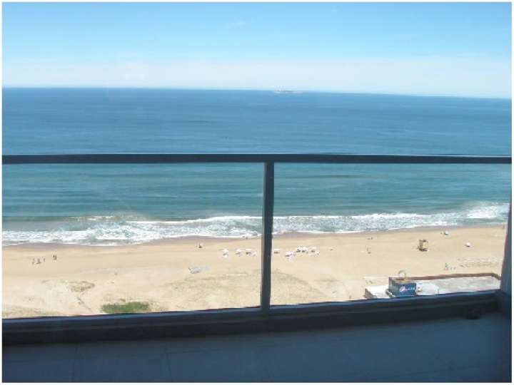 Apartamento en venta en Rambla Lorenzo Batlle Pacheco, Punta Del Este