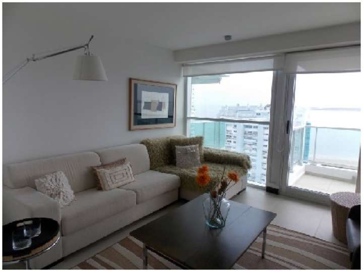 Apartamento en venta en California, Punta Del Este