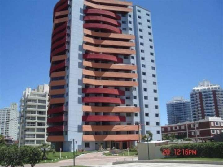 Apartamento en venta en Barranca Abajo, Punta Del Este
