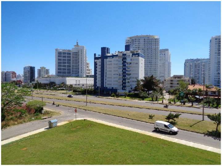 Apartamento en venta en Pernambuco, Punta Del Este