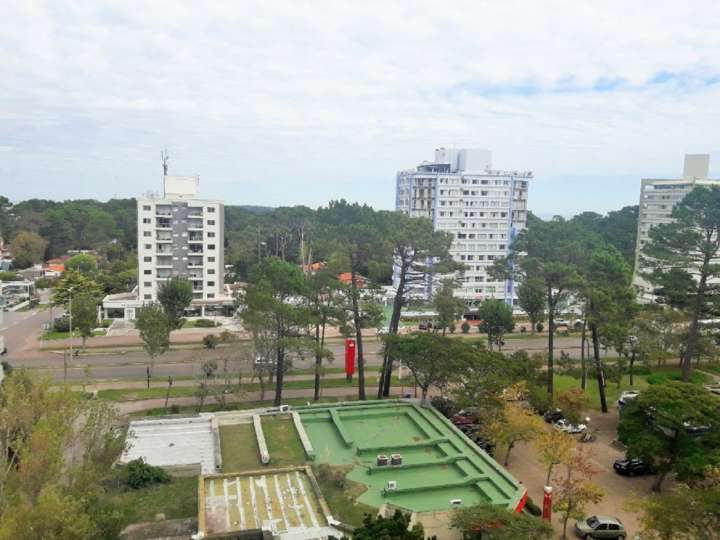 Apartamento en venta en Avenida Franklin Delano Roosevelt, Punta Del Este