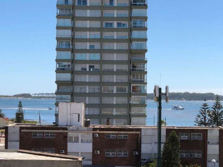 Apartamento en venta en El Mesana, Punta Del Este