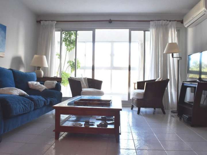 Apartamento en venta en 6 de Julio de 1784, Maldonado