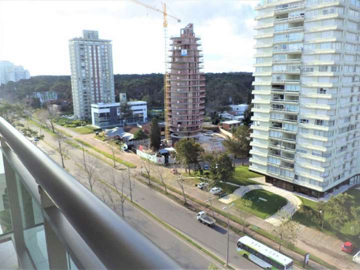 Apartamento en venta en Avenida Franklin Delano Roosevelt, Punta Del Este