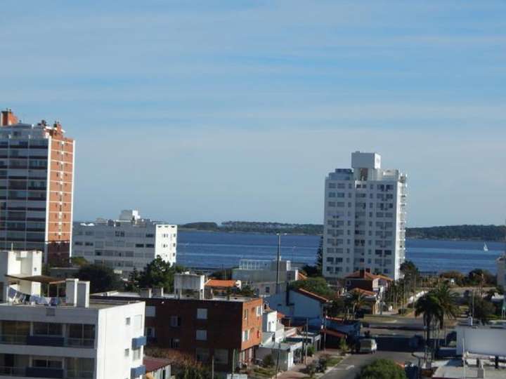 Apartamento en venta en Arazati, Punta Del Este