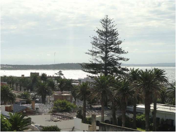 Apartamento en venta en Obenque (Calle 15), Punta Del Este