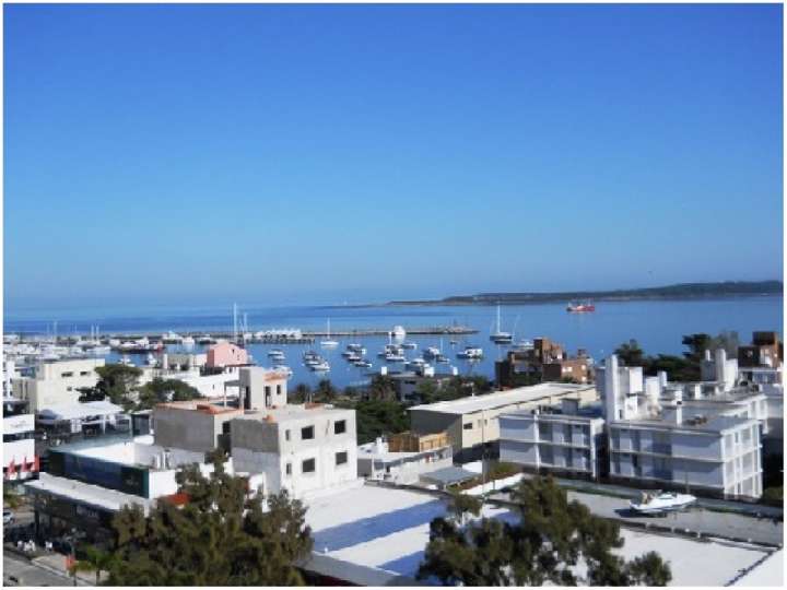 Apartamento en venta en El Remanso (Calle 20), Punta Del Este