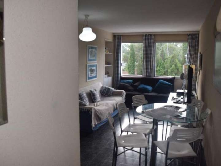 Apartamento en venta en Avenida Francia, Punta Del Este