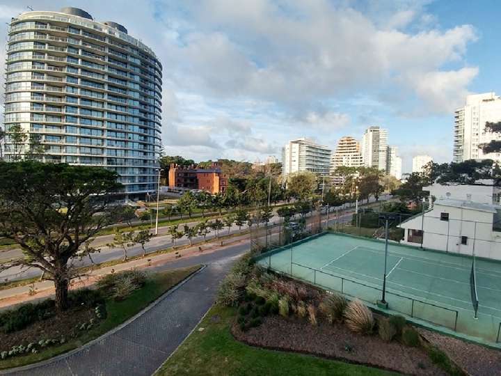 Apartamento en venta en Avenida Franklin Delano Roosevelt, Punta Del Este