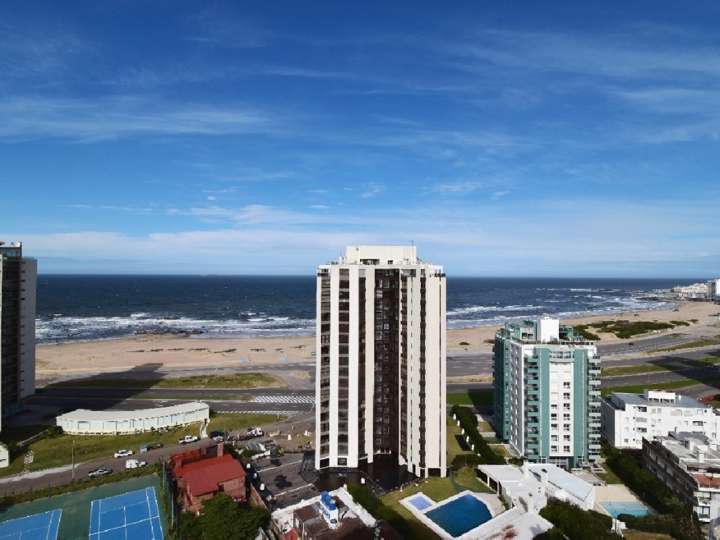 Apartamento en venta en Barranca Abajo, Punta Del Este