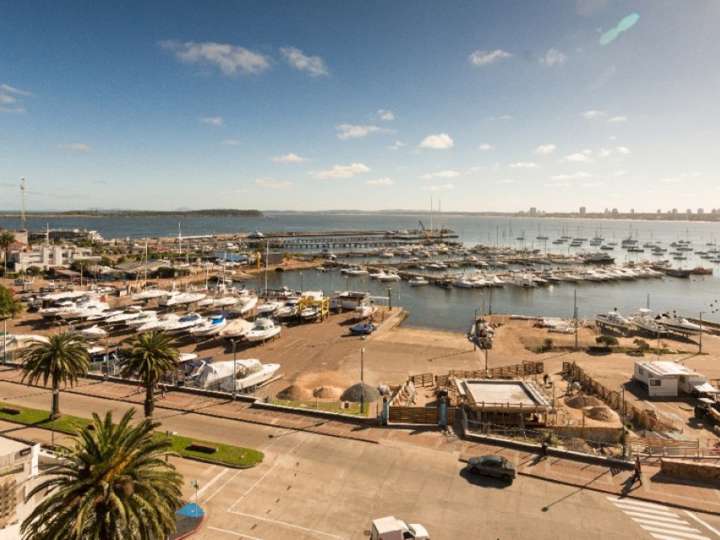 Apartamento en venta en El Estrecho (Calle 17), Punta Del Este