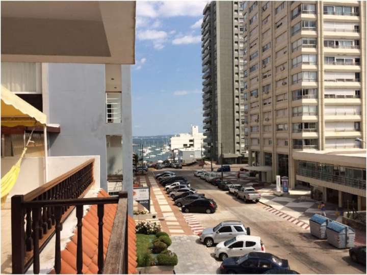 Apartamento en venta en La Galerna (Calle 21), Punta Del Este