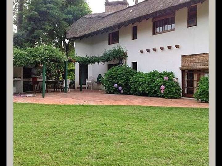 Casa en venta en Pinares, Maldonado