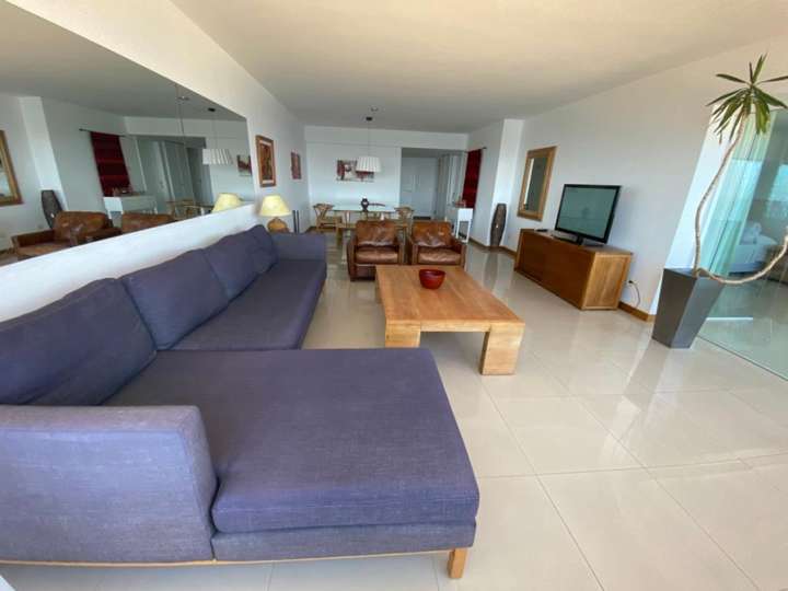 Apartamento en venta en Punta Del Este