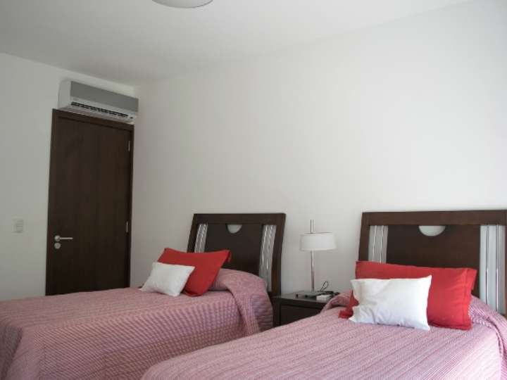 Apartamento en venta en Pinares, Maldonado