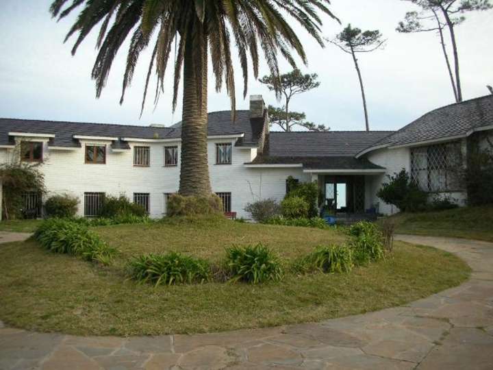 Casa en venta en Pinares, Maldonado