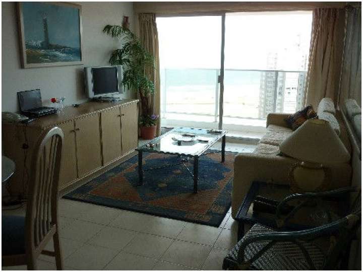 Apartamento en venta en Punta Del Este