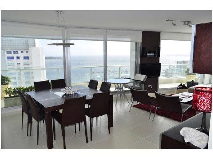 Apartamento en venta en Punta Del Este