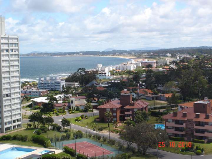 Apartamento en alquiler en Punta Del Este