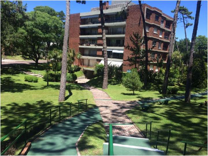 Apartamento en alquiler en Punta Del Este