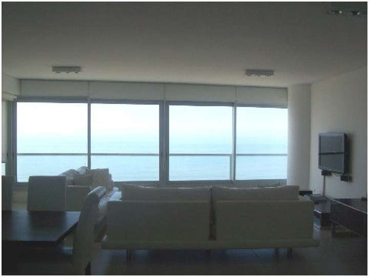 Apartamento en venta en Punta Del Este