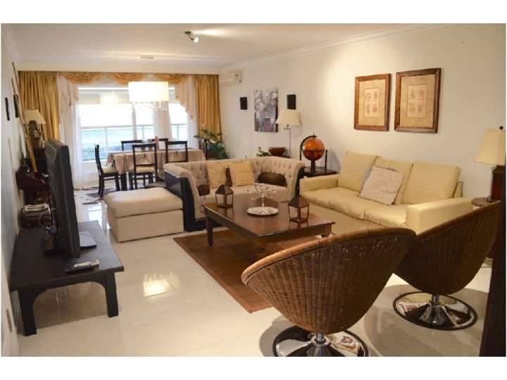Apartamento en venta en Punta Del Este