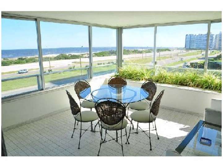 Apartamento en venta en Punta Del Este
