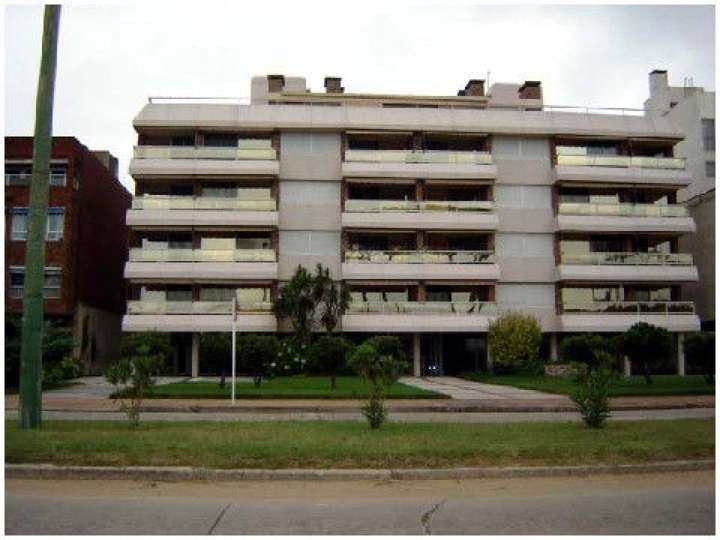 Apartamento en venta en Punta Del Este