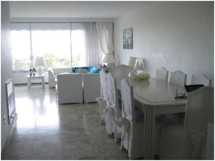Apartamento en venta en Punta Del Este