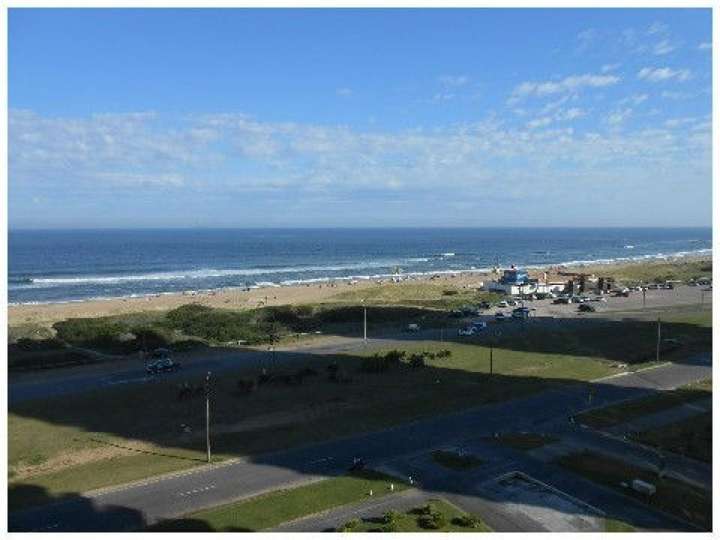 Apartamento en alquiler en Punta Del Este