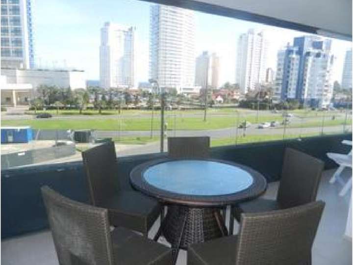Apartamento en venta en Punta Del Este