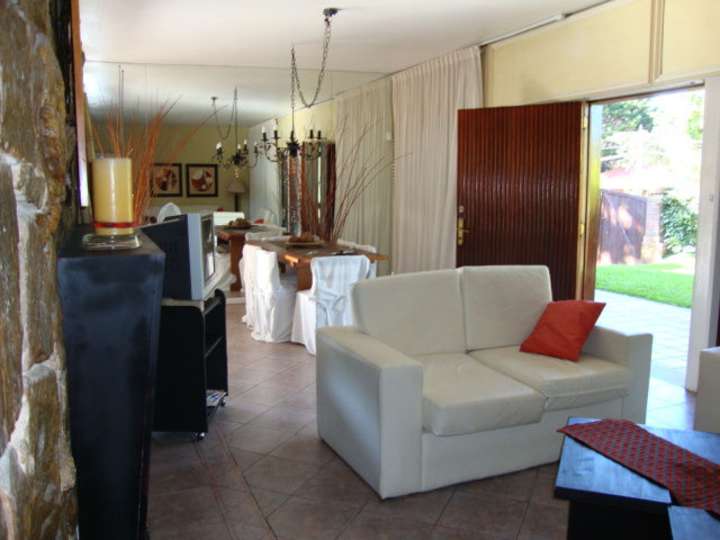 Casa en alquiler en Punta Del Este