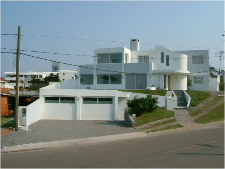 Casa en venta en Pinares, Maldonado