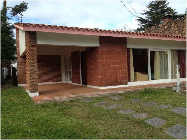 Casa en alquiler en Punta Del Este