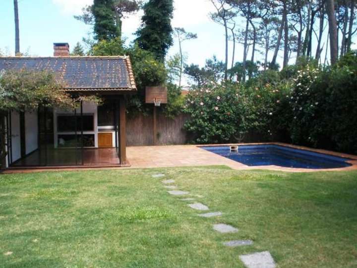 Casa en venta en Pinares, Maldonado