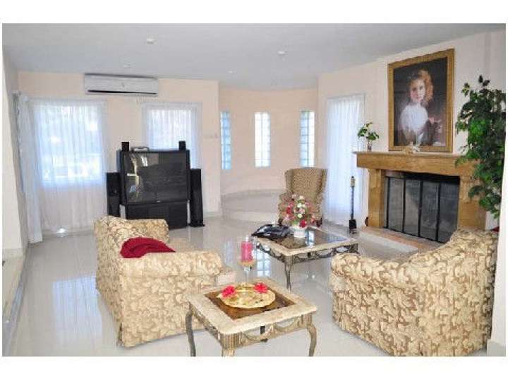 Casa en venta en Pinares, Maldonado