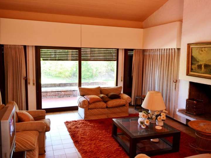 Casa en venta en Pinares, Maldonado